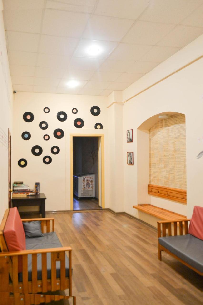 Vishnya Hostel ドニプロペトロウシク エクステリア 写真
