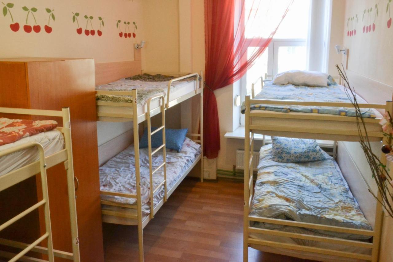 Vishnya Hostel ドニプロペトロウシク エクステリア 写真