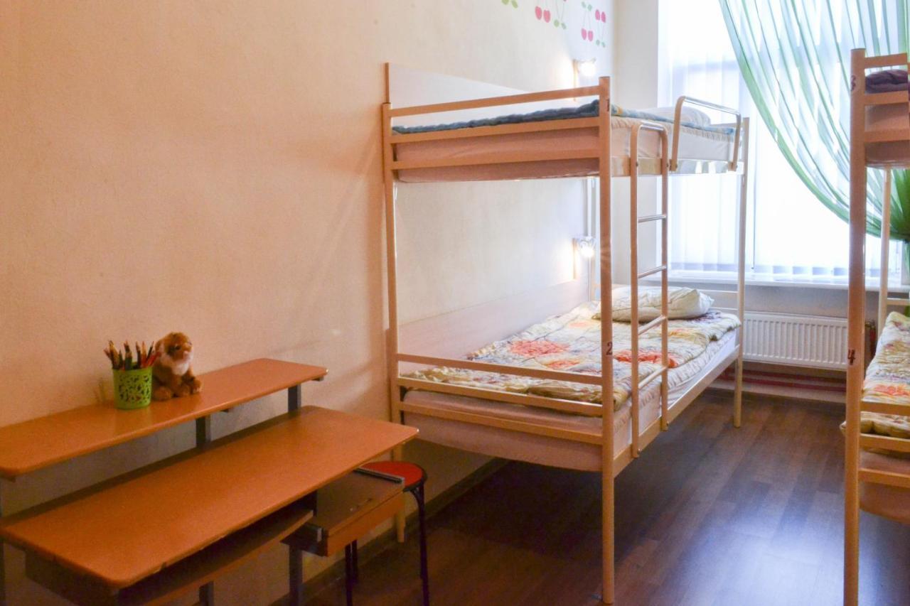 Vishnya Hostel ドニプロペトロウシク エクステリア 写真